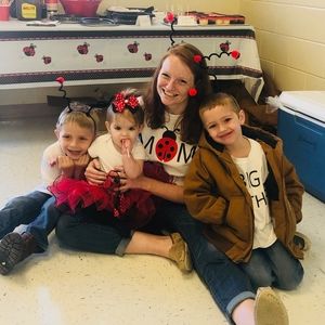 Meet your Posher, Ashley